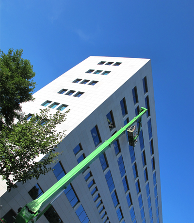 Carro window cleaning