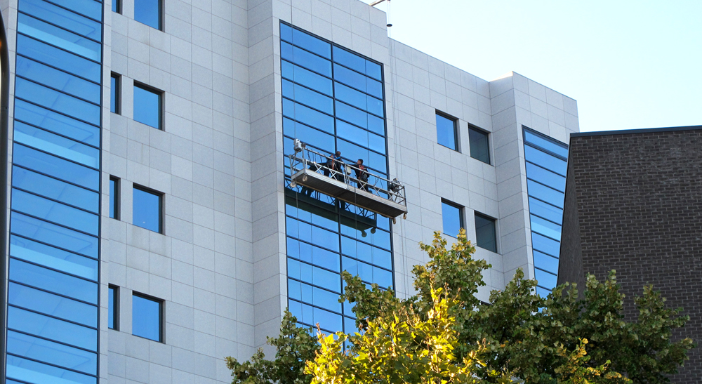 Carro window cleaning